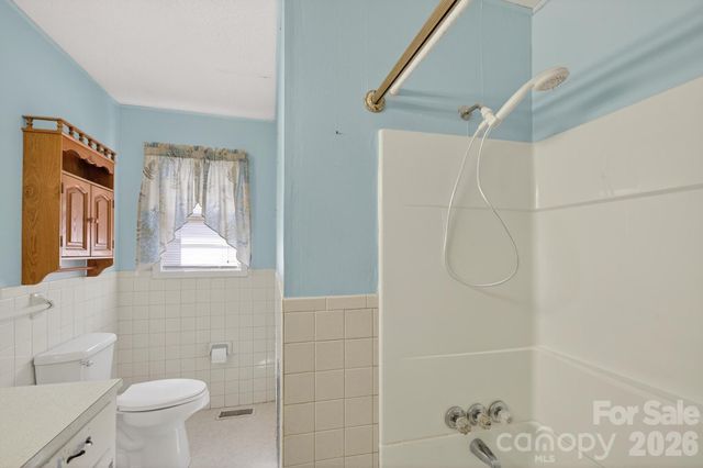 3424 Pinehurst Acres None, Lenoir, NC 28645