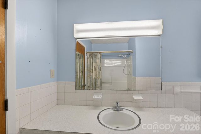 3424 Pinehurst Acres None, Lenoir, NC 28645