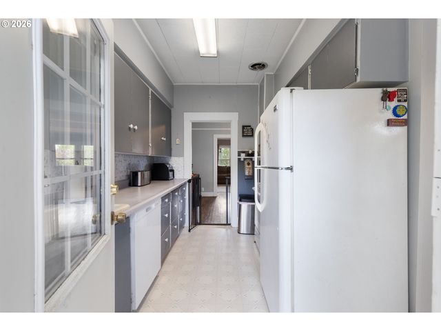 210 ROSEWOOD St, Woodland, WA 98674