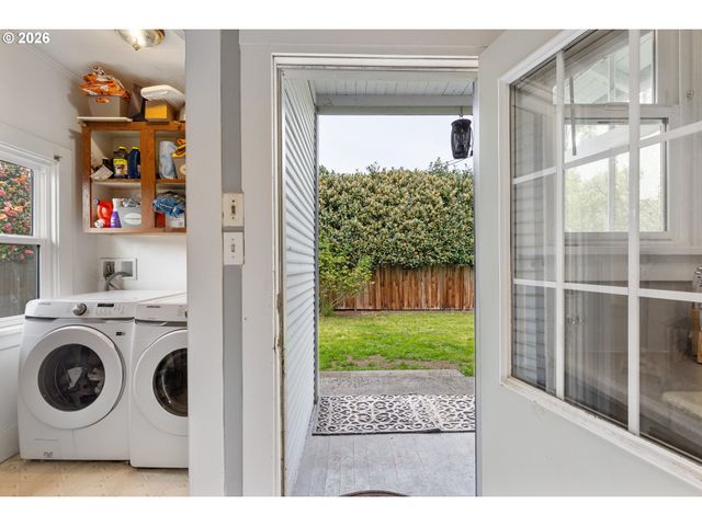 210 ROSEWOOD St, Woodland, WA 98674