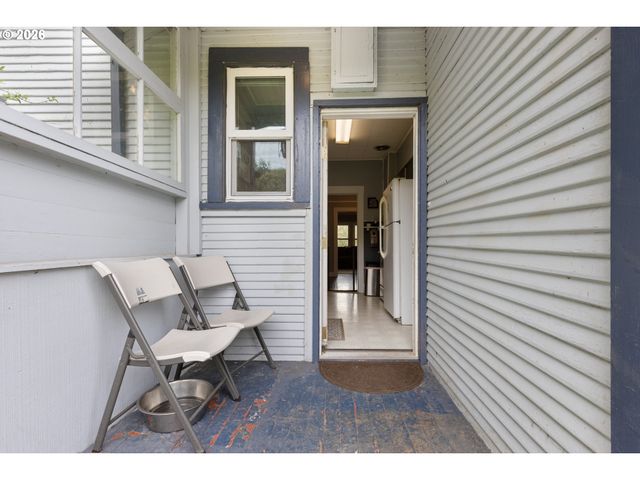 210 ROSEWOOD St, Woodland, WA 98674