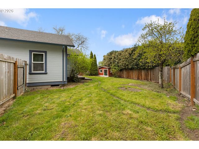 210 ROSEWOOD St, Woodland, WA 98674