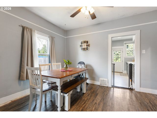 210 ROSEWOOD St, Woodland, WA 98674