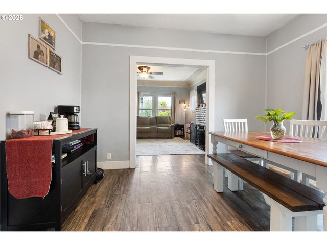 210 ROSEWOOD St, Woodland, WA 98674