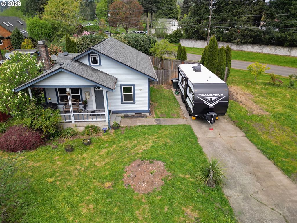 210 ROSEWOOD St, Woodland, WA 98674