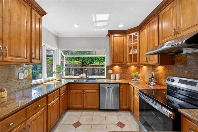 1113 McIntosh Creek Drive, San Jose, CA 95120