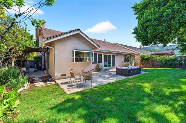 1113 McIntosh Creek Drive, San Jose, CA 95120