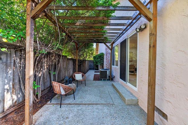 1113 McIntosh Creek Drive, San Jose, CA 95120