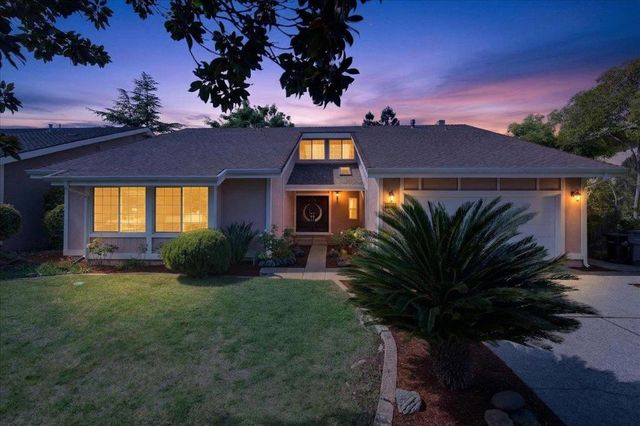 1113 McIntosh Creek Drive, San Jose, CA 95120