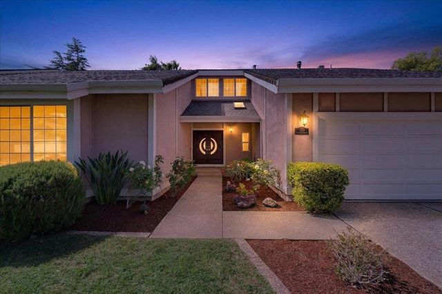 1113 McIntosh Creek Drive, San Jose, CA 95120