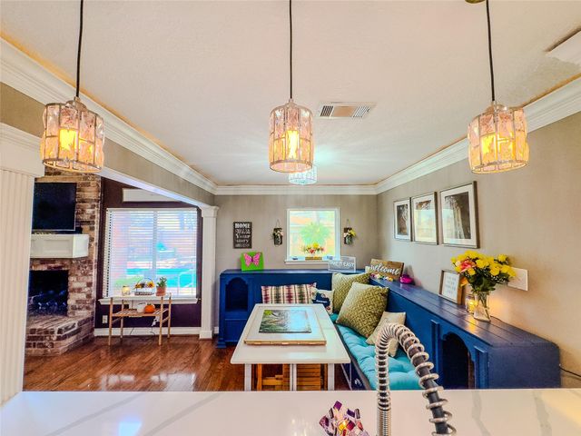 11918 Stillwater Drive, Houston, TX 77070