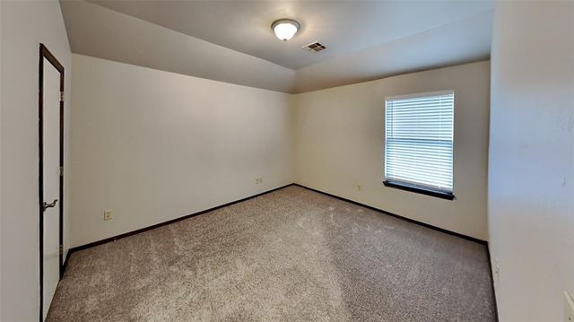 1720 W Palm Place, Oklahoma City, OK 73128