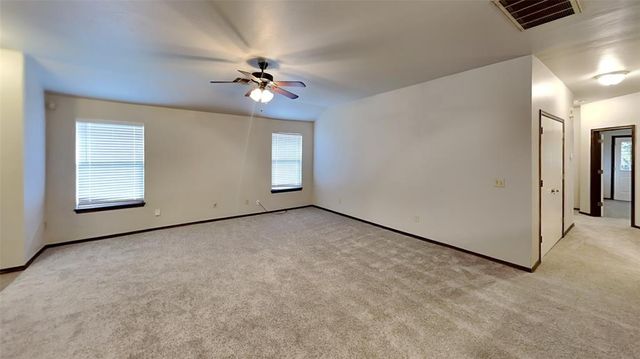 1720 W Palm Place, Oklahoma City, OK 73128