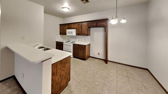 1720 W Palm Place, Oklahoma City, OK 73128