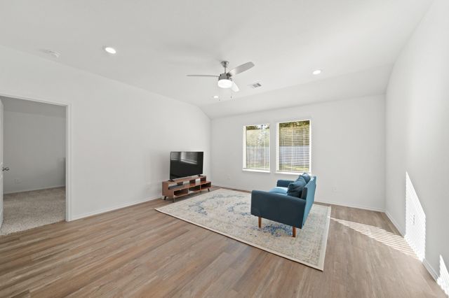 210 Bella Way, Pinehurst, TX 77362