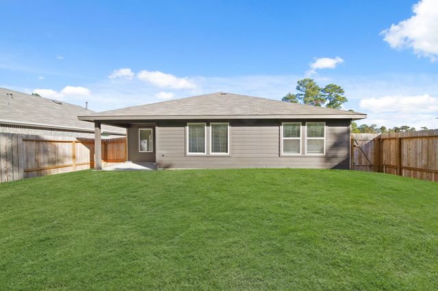 210 Bella Way, Pinehurst, TX 77362