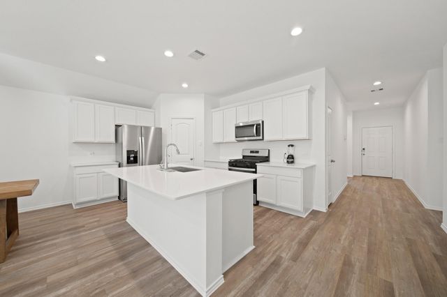 210 Bella Way, Pinehurst, TX 77362