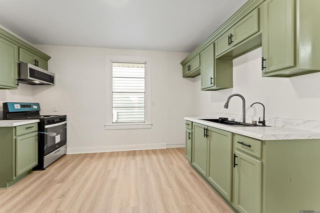 2434 Wisteria St, New Orleans, LA 70122