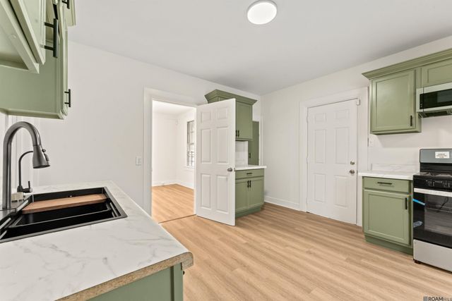 2434 Wisteria St, New Orleans, LA 70122