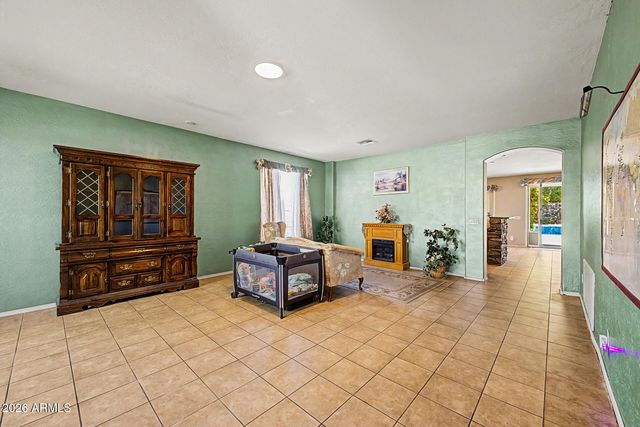 9807 S 43RD Lane, Laveen, AZ 85339