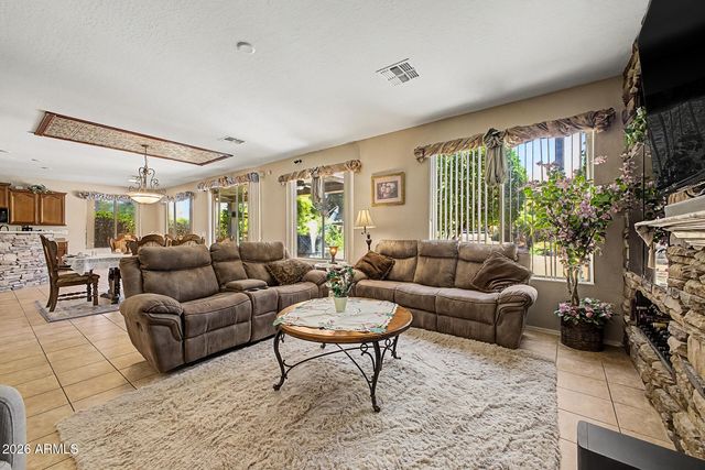 9807 S 43RD Lane, Laveen, AZ 85339