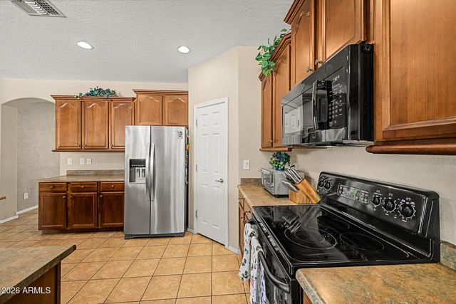 9807 S 43RD Lane, Laveen, AZ 85339