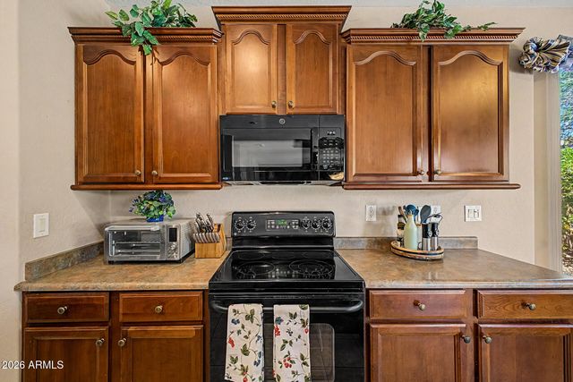 9807 S 43RD Lane, Laveen, AZ 85339