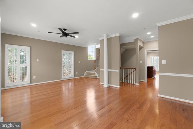 8916 LEE MANOR DR, Ellicott City, MD 21043