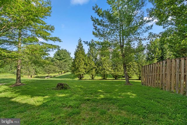 8916 LEE MANOR DR, Ellicott City, MD 21043