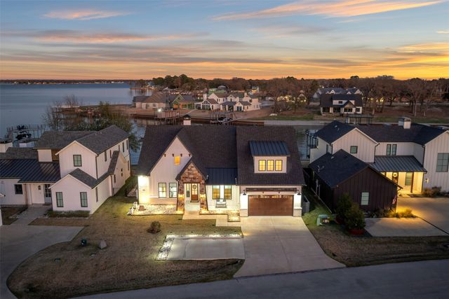 2517 Homestead Court, Tool, TX 75143