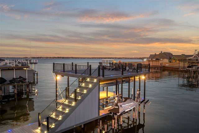 2517 Homestead Court, Tool, TX 75143