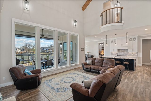 2517 Homestead Court, Tool, TX 75143