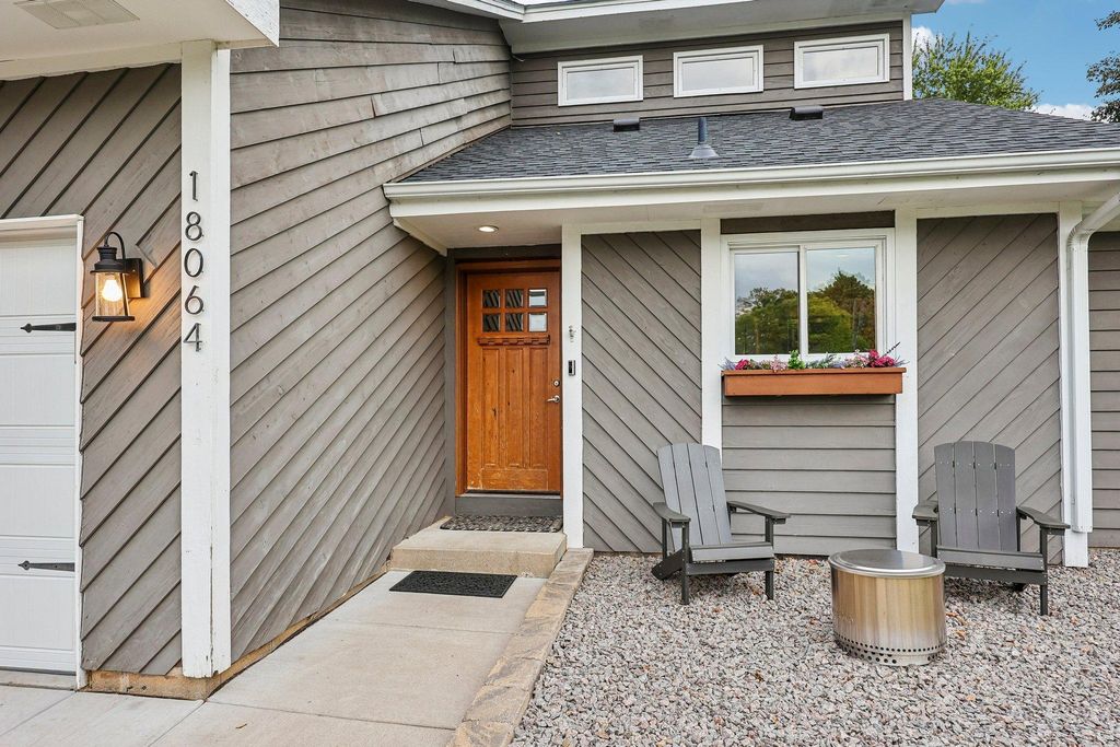 18064 84th Avenue N, Maple Grove, MN 55311 — photo 2