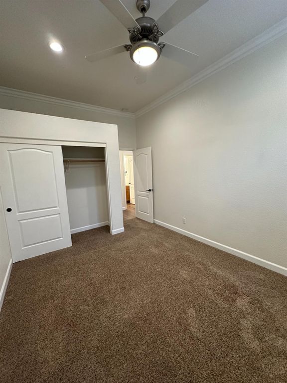 Image 12 of property listing at 7026 N Warren Avenue, Fresno, CA 93711