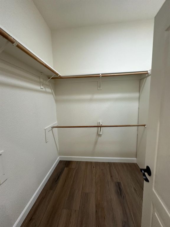 Image 24 of property listing at 7026 N Warren Avenue, Fresno, CA 93711