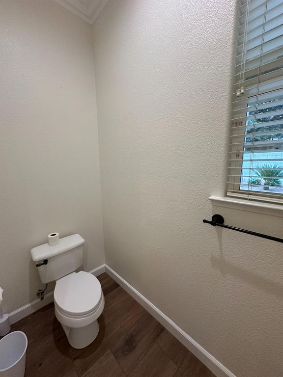 Image 28 of property listing at 7026 N Warren Avenue, Fresno, CA 93711