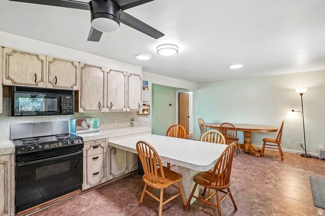 4540 MADISON AVE, South Ogden, UT 84403
