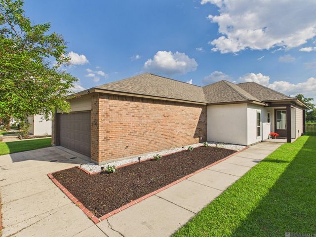 1215 Madrid Ave, St Gabriel, LA 70776