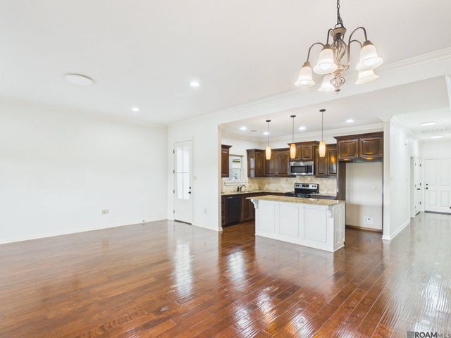 1215 Madrid Ave, St Gabriel, LA 70776