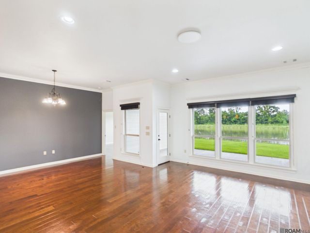 1215 Madrid Ave, St Gabriel, LA 70776