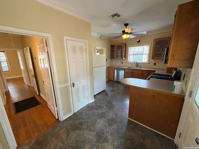 139 THOMAS JEFFERSON DR, San Antonio, TX 78228