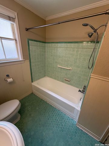 139 THOMAS JEFFERSON DR, San Antonio, TX 78228