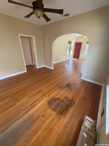 139 THOMAS JEFFERSON DR, San Antonio, TX 78228