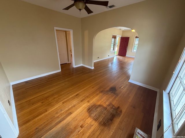 139 THOMAS JEFFERSON DR, San Antonio, TX 78228