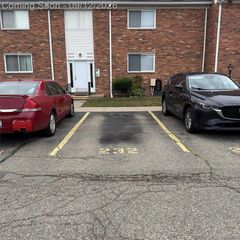 29232 Hoover Road 232, Warren, MI 48093