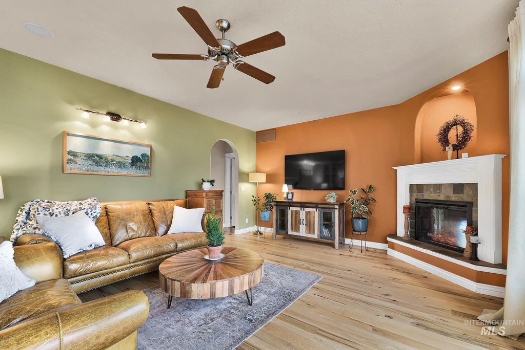 19288 Majestic View Pl, Caldwell, ID 83607 photo 9
