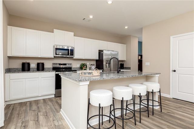 1670 Jordan Brook Drive, Lawrenceville, GA 30046