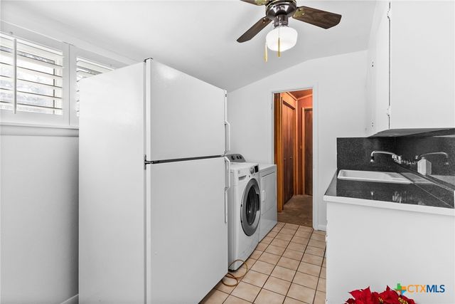 708 W North Ave, Lampasas, TX 76550