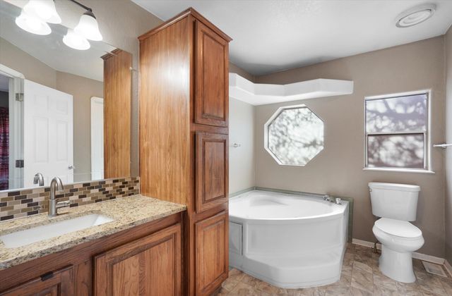 6 Derek Court, Sandia Park, NM 87047