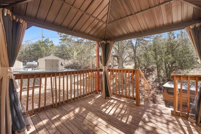 6 Derek Court, Sandia Park, NM 87047